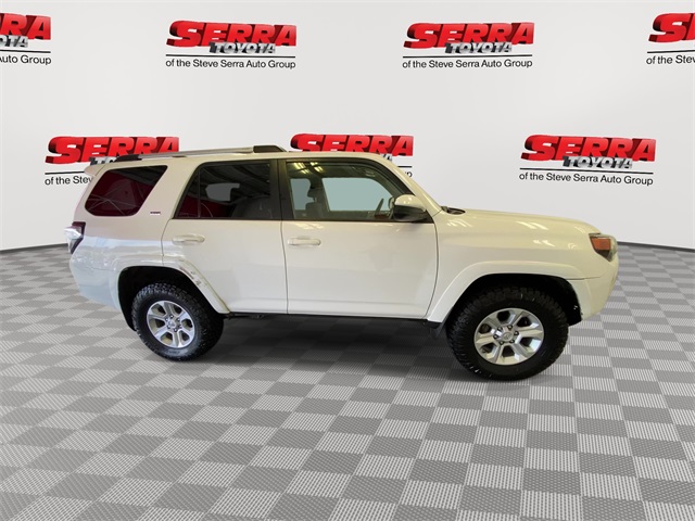 2019 Toyota 4Runner SR5 4WD photo 4