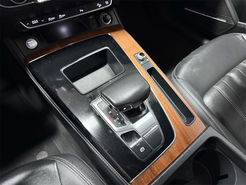 2023 Audi Q5 45 S line Premium photo 22