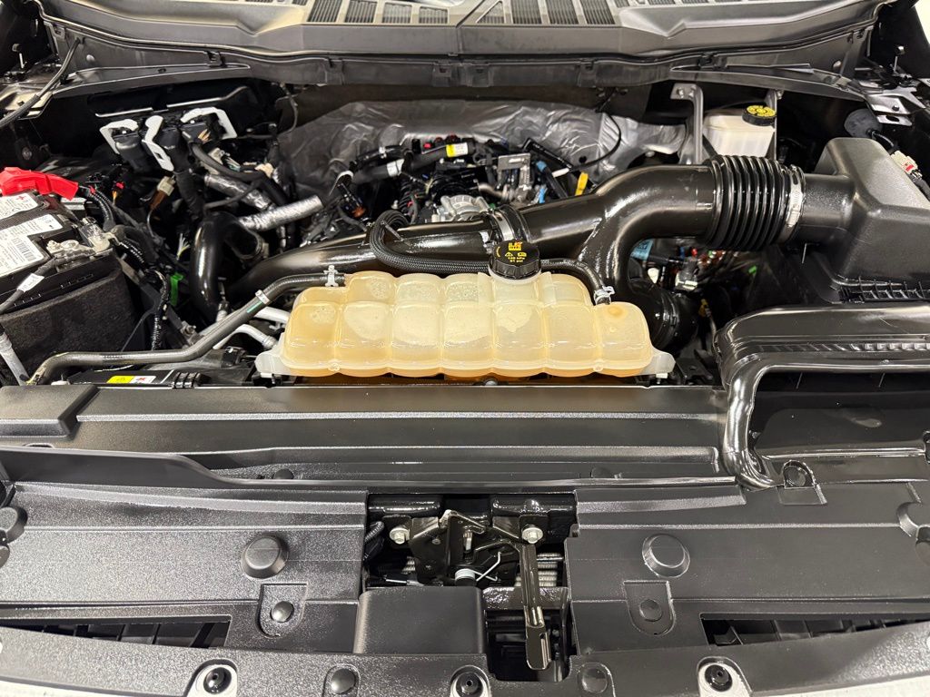 2021 Ford F-150 Lariat photo 4