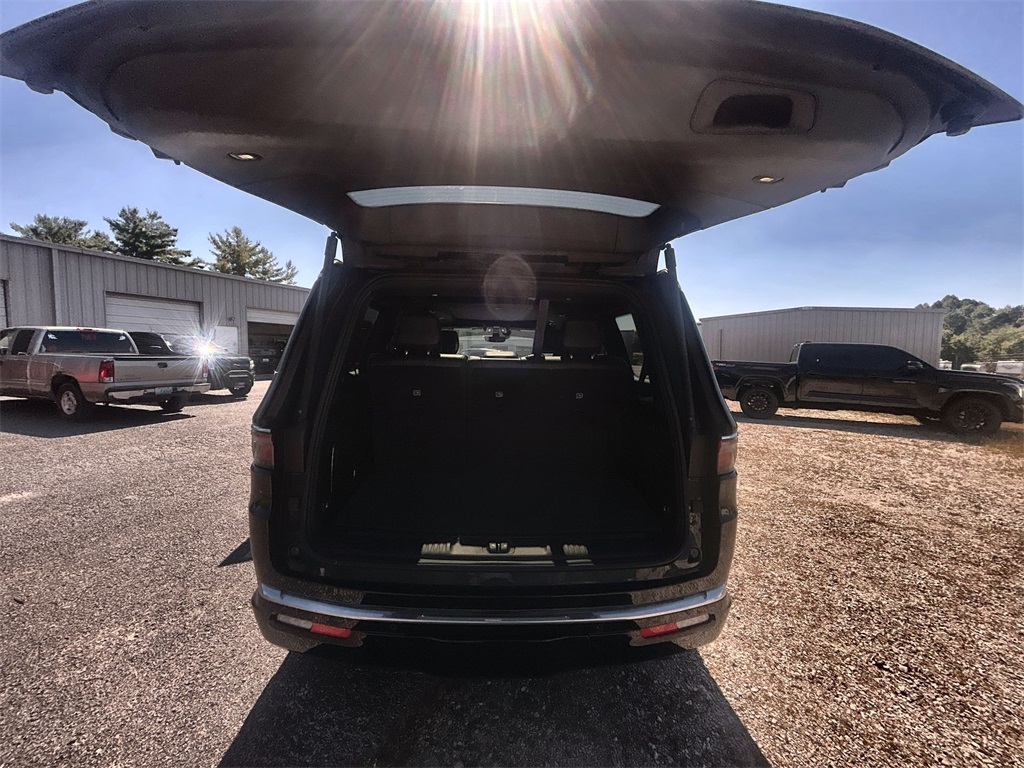 2023 Jeep Wagoneer Series II photo 28