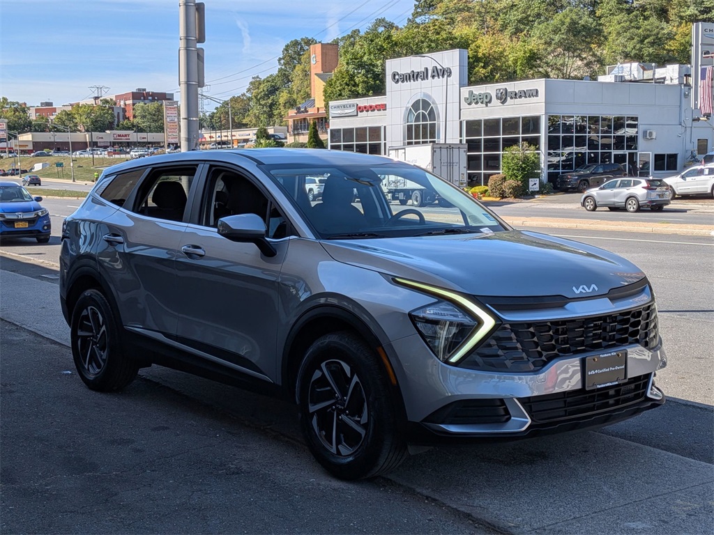 2023 Kia Sportage Hybrid LX photo 3