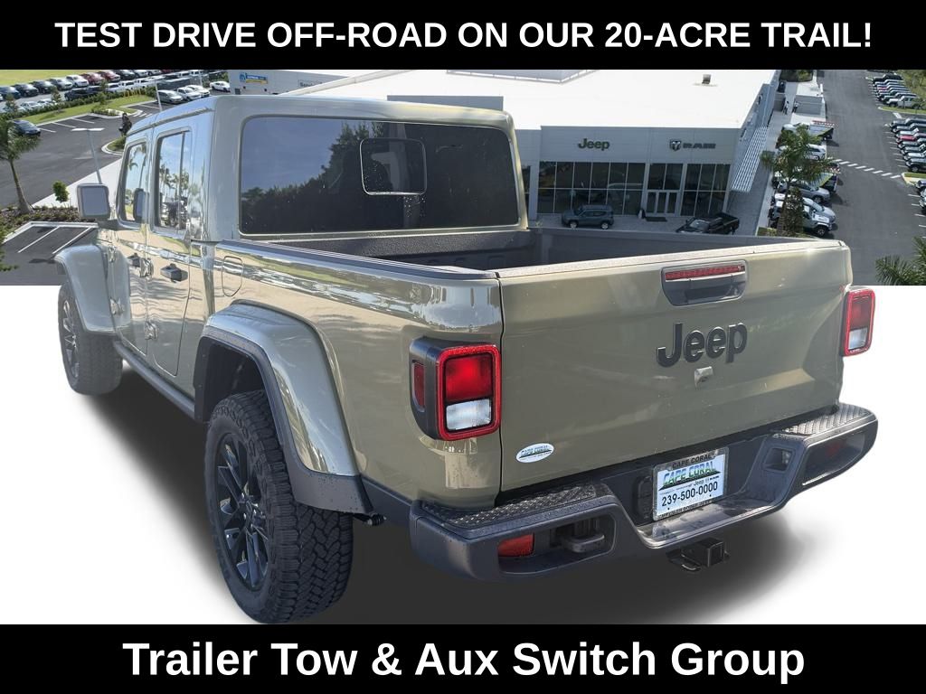 2025 Jeep Gladiator Sport photo 6