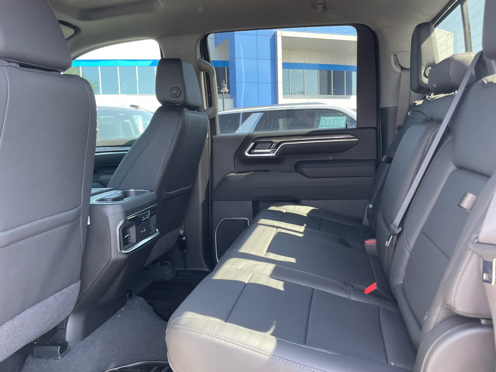 2026 Chevrolet Silverado 3500HD LTZ photo 18