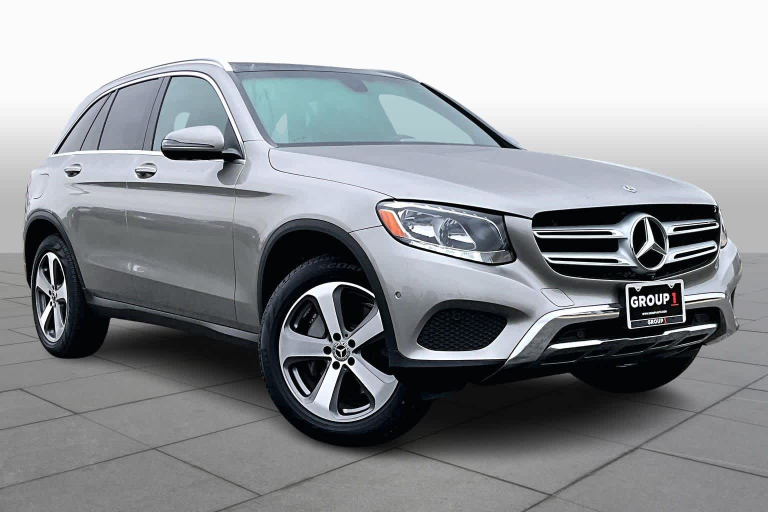 2019 Mercedes Benz GLC 300 4MATIC photo 2