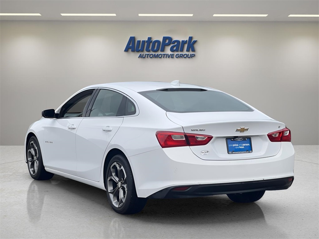 2023 Chevrolet Malibu 1LT photo 4