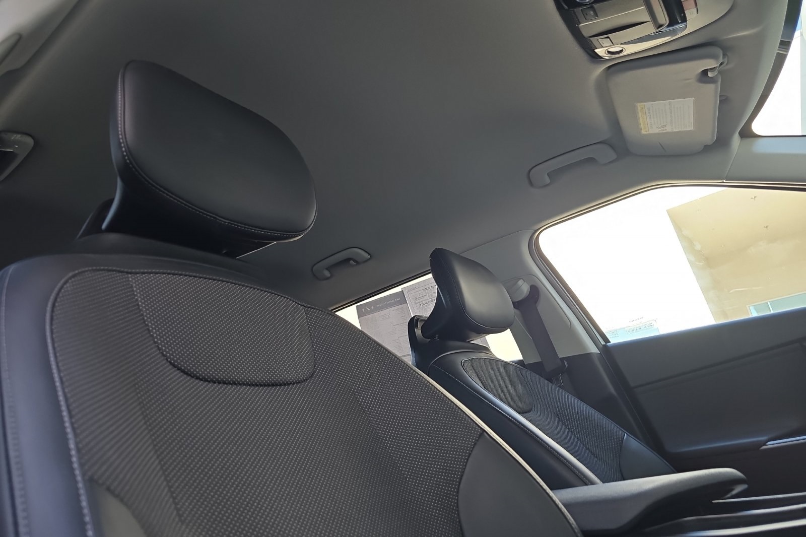 2024 Kia EV6 Light Wind photo 18