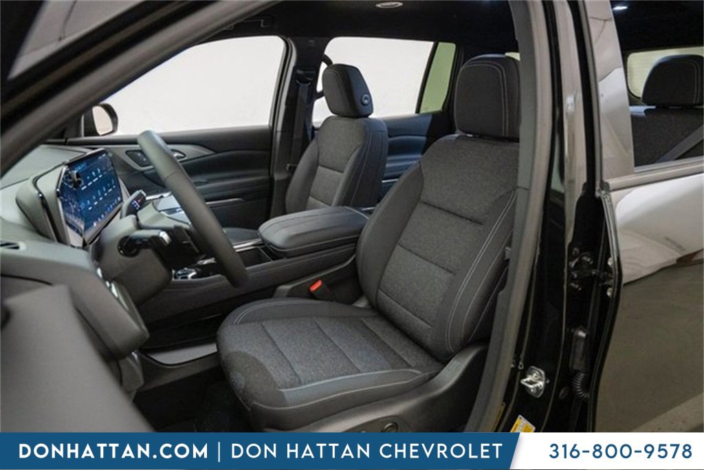 2026 Chevrolet Traverse photo 4