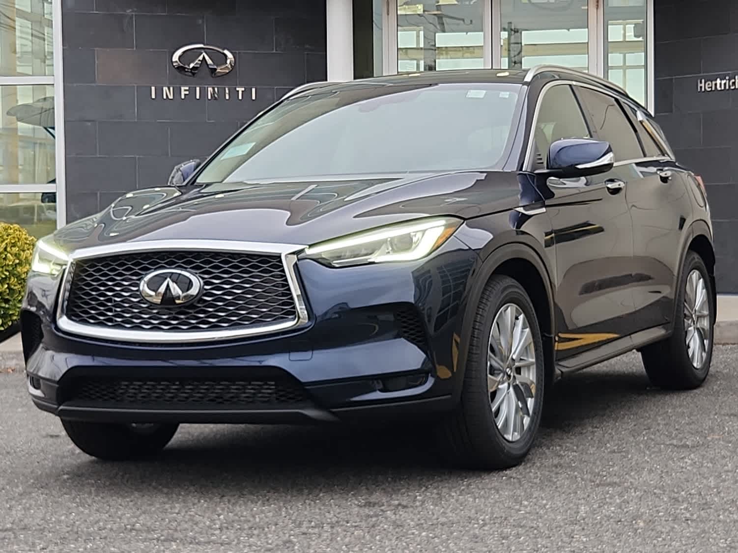 2025 INFINITI QX50 Luxe's photo