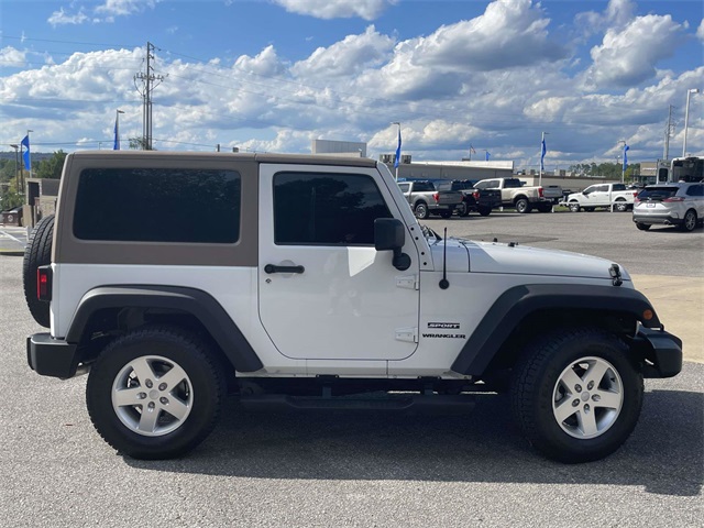 2013 Jeep Wrangler Sport photo 2
