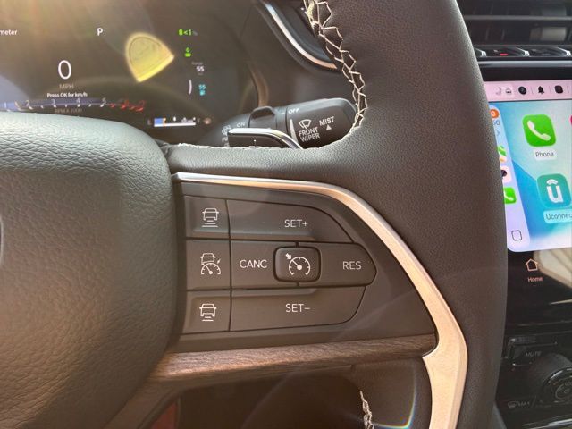 2024 Jeep Cherokee Limited 4xe photo 11