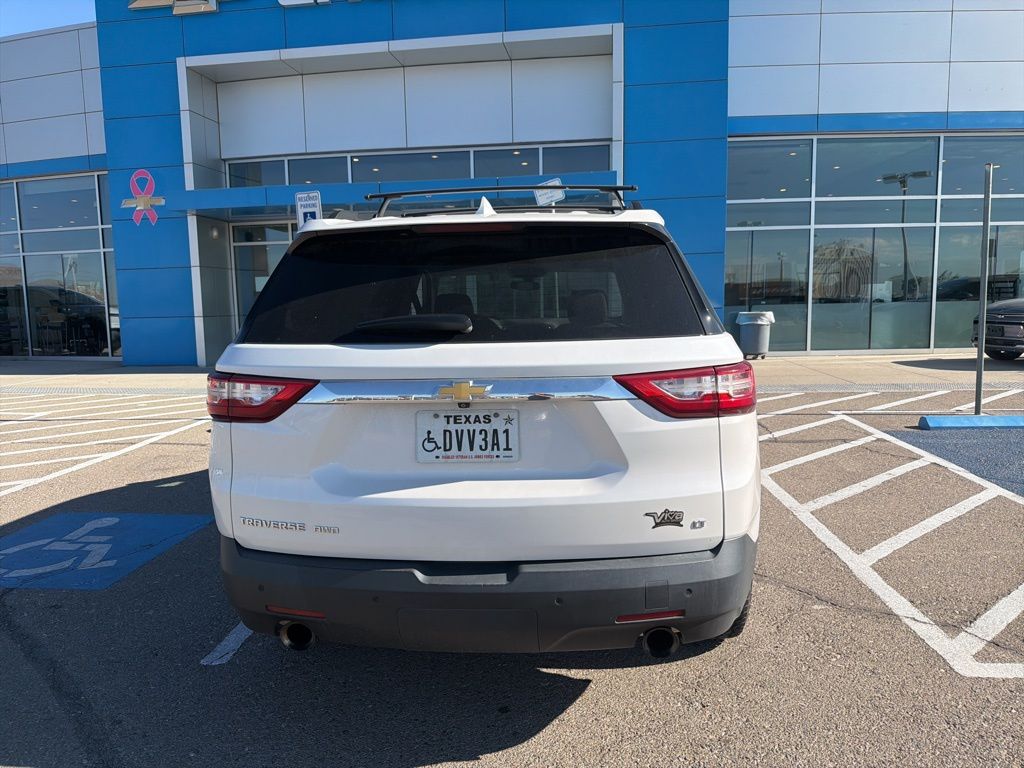 2020 Chevrolet Traverse 1LT photo 8