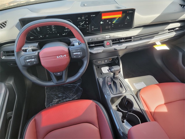 2025 Kia K4 GT-Line photo 28
