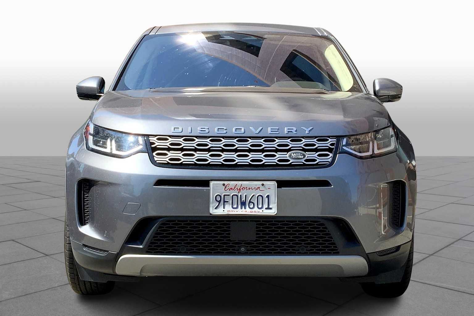 2021 Land Rover Discovery Sport S photo 3
