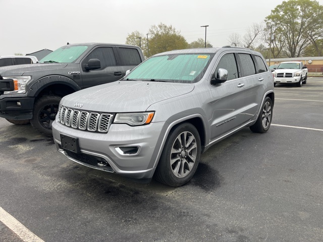 2018 Jeep Grand Cherokee Overland photo 2