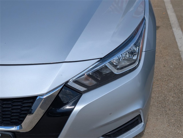 2021 Nissan Versa 1.6 SV photo 2