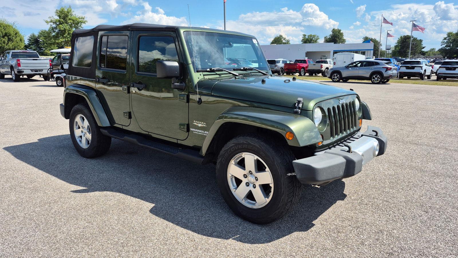 2008 Jeep Wrangler Unlimited Sahara photo 3
