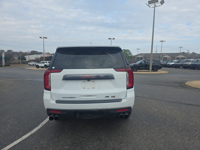 2022 Gmc Yukon AT4 photo 3
