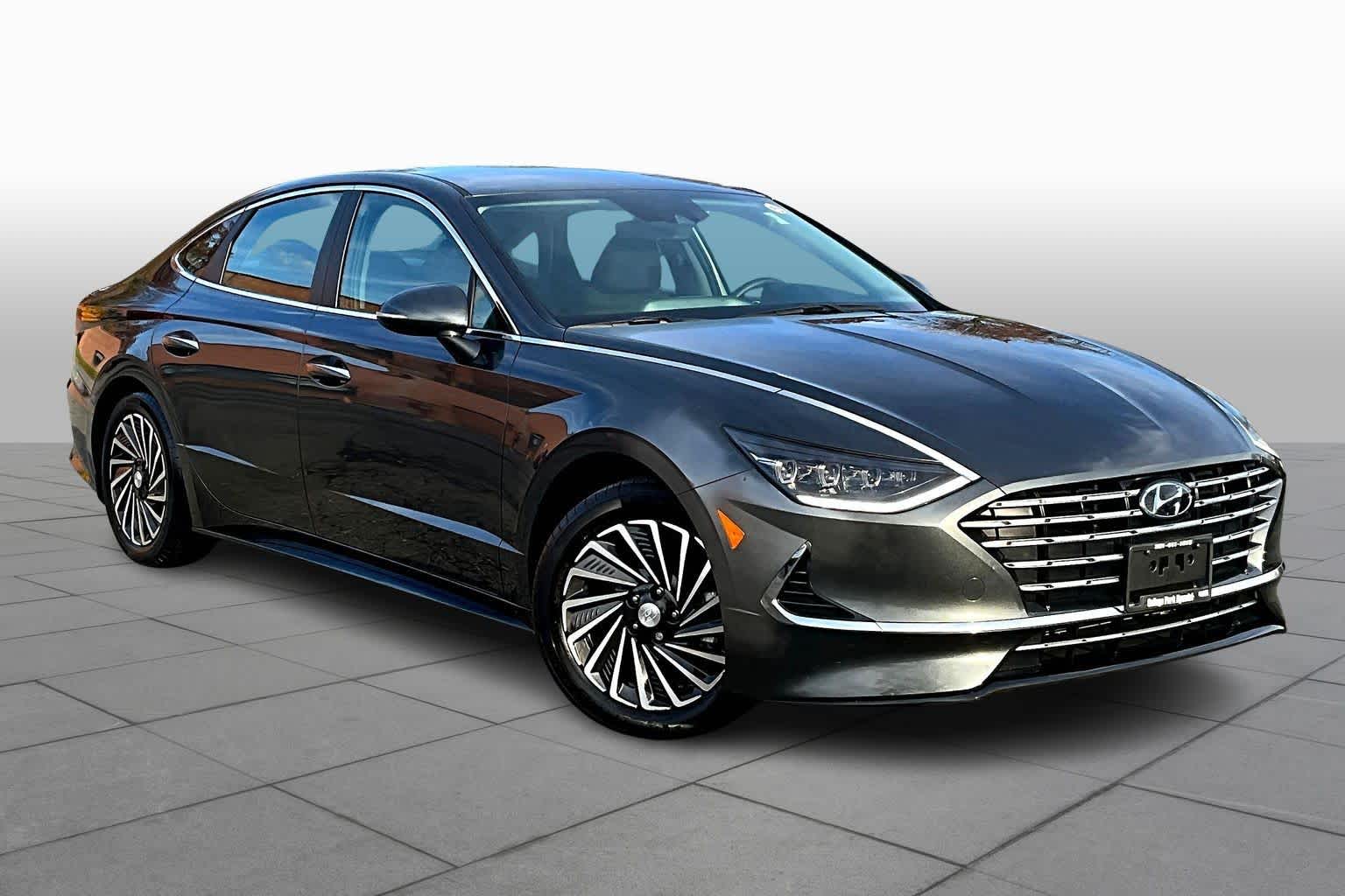 2023 Hyundai Sonata Hybrid SEL photo 2