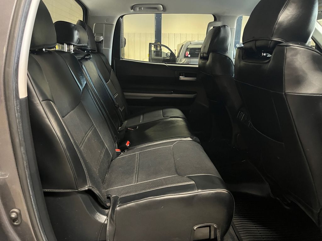 2021 Toyota Tundra SR5 CrewMax photo 15
