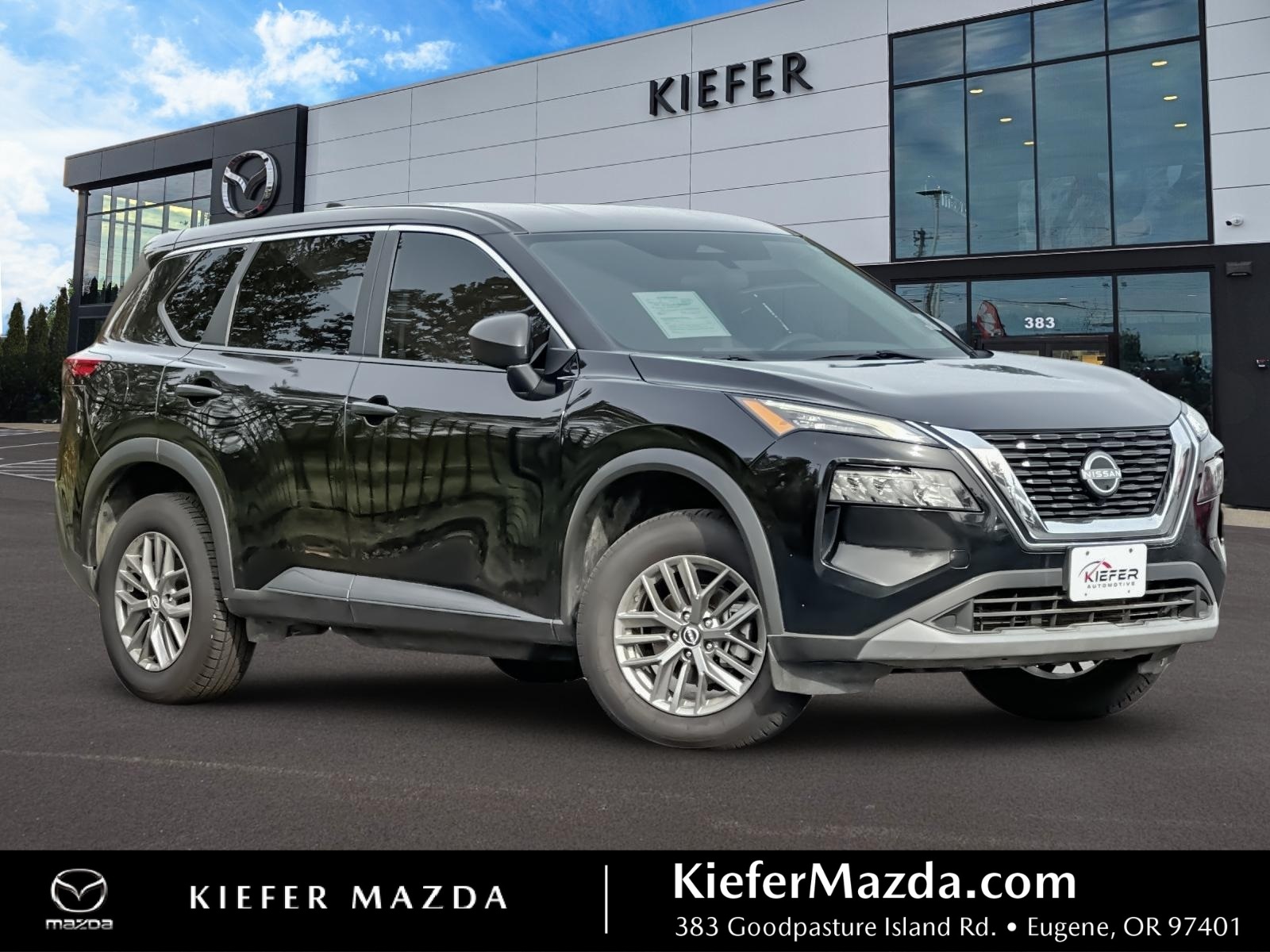 2023 Nissan Rogue S's photo