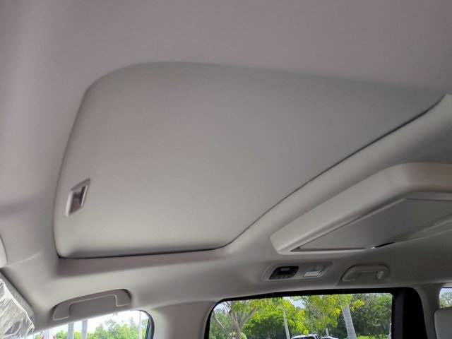 2026 Honda Odyssey Elite photo 17