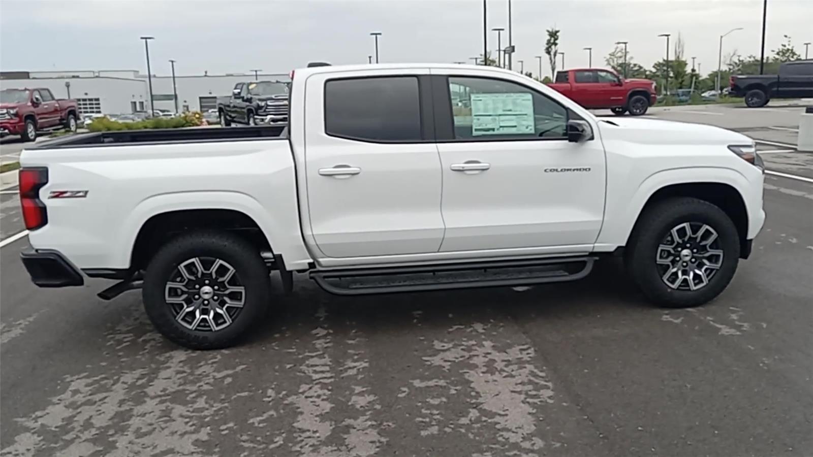 2026 Chevrolet Colorado Z71 photo 9