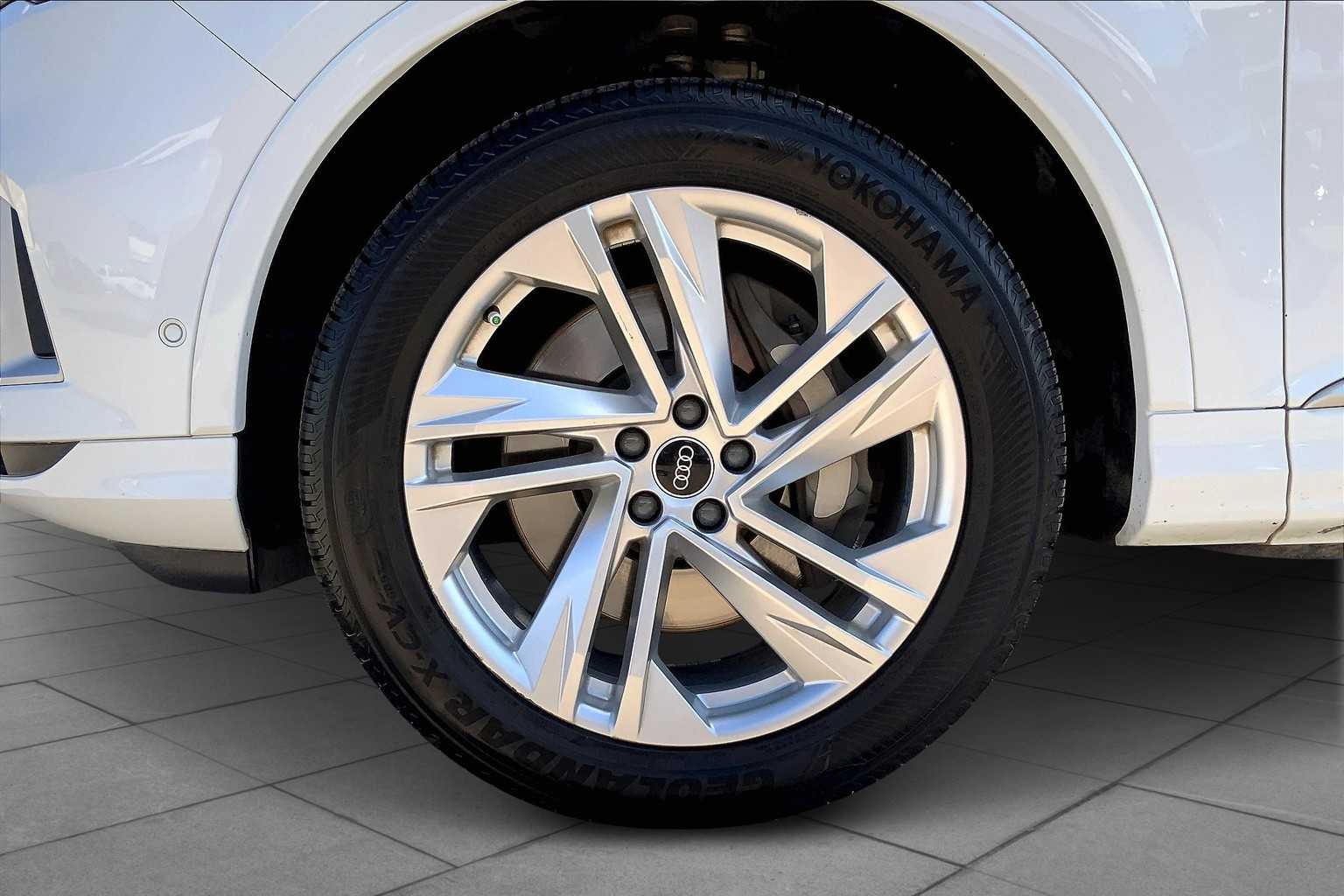 2021 Audi Q7 Premium Plus photo 9