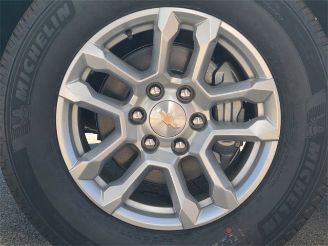 2025 Chevrolet Silverado 1500 LT photo 11
