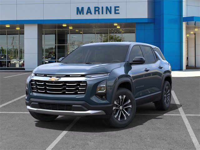 2026 Chevrolet Equinox LT photo 2