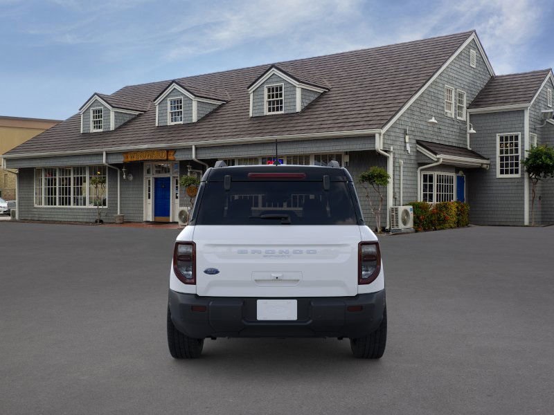 2025 Ford Bronco Sport Outer Banks photo 3