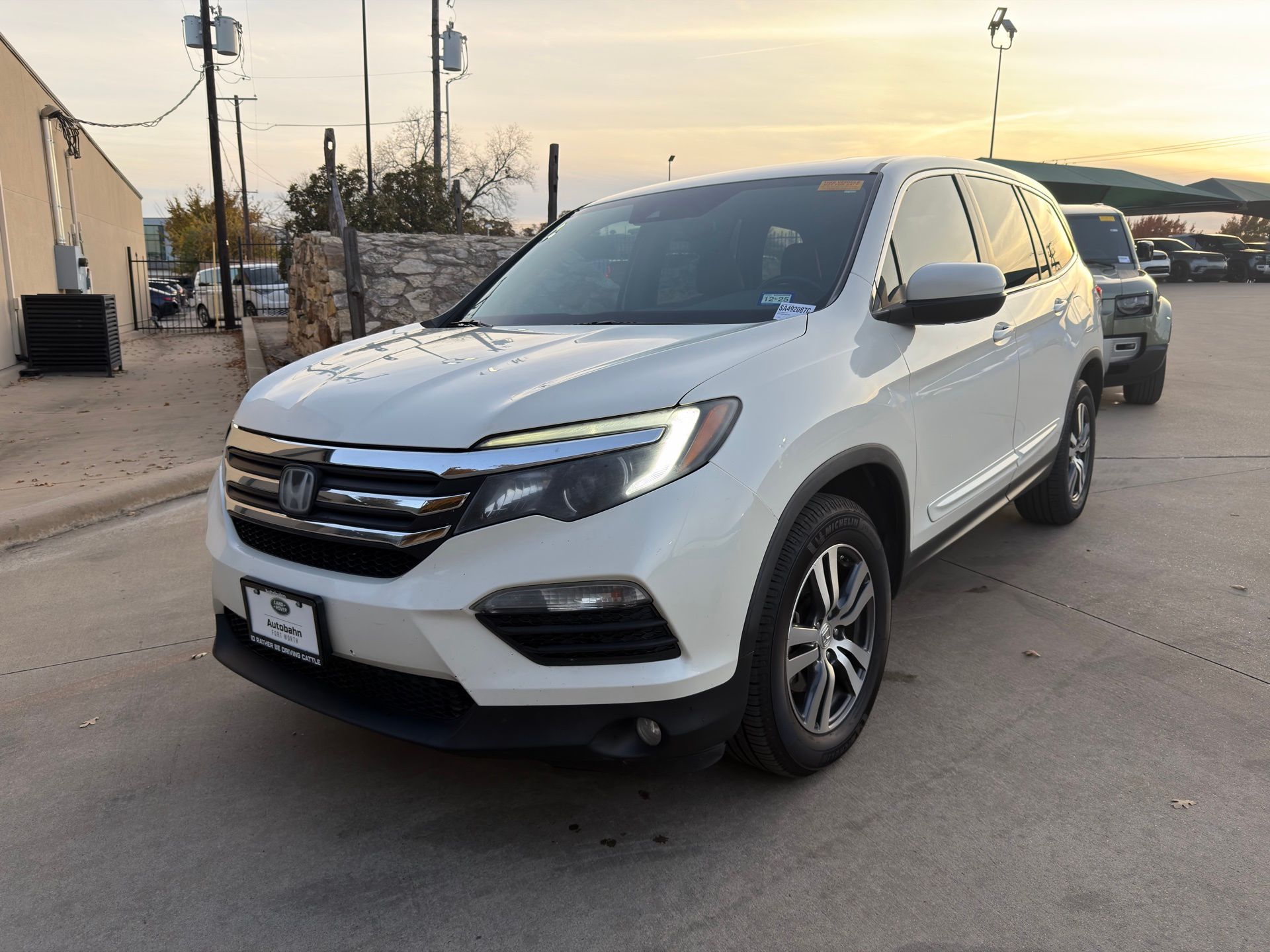 2017 Honda Pilot EX-L's photo