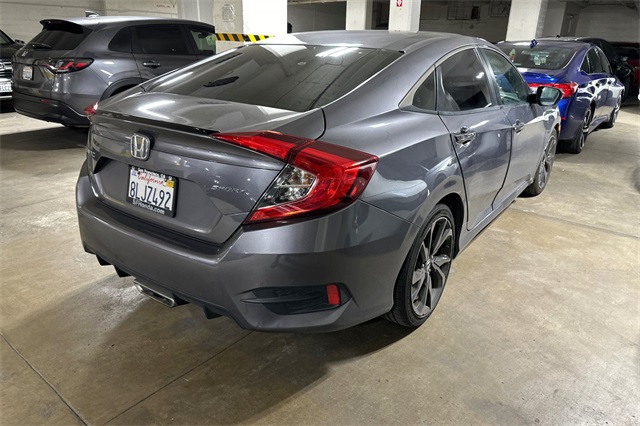 2019 Honda Civic Sport photo 3