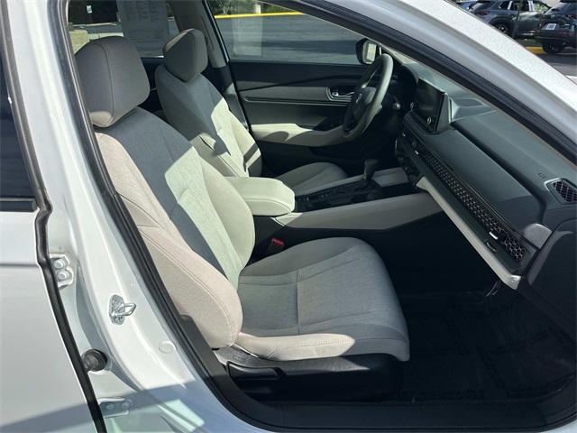 2023 Honda Accord EX photo 16
