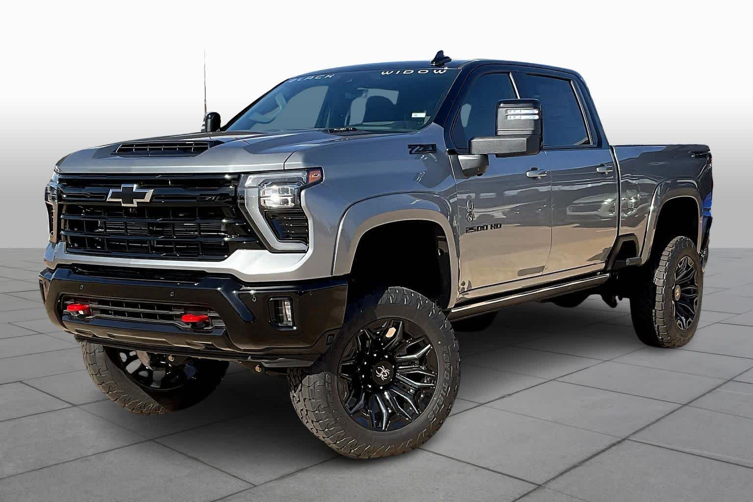 2025 Chevrolet Silverado HD LTZ's photo