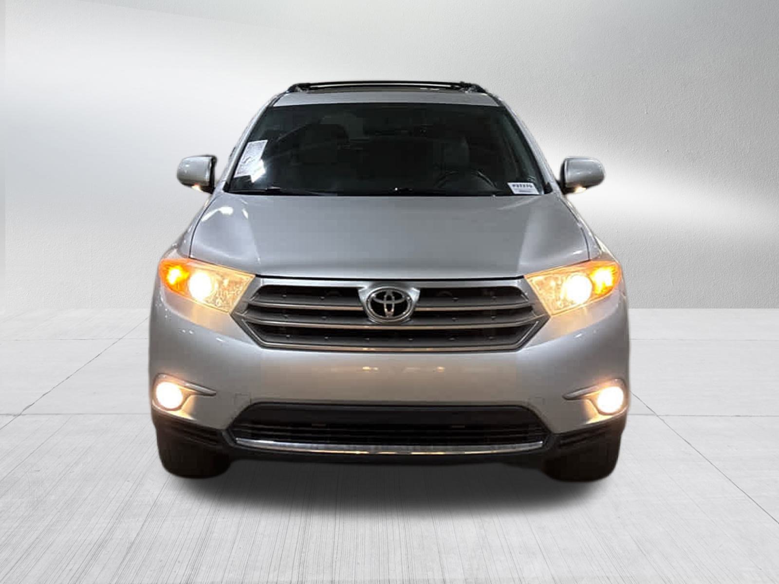 2012 Toyota Highlander Limited photo 2