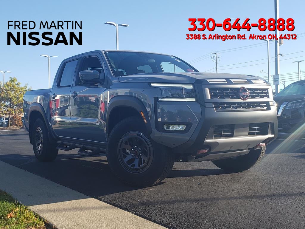 2026 Nissan Frontier PRO-4X's photo