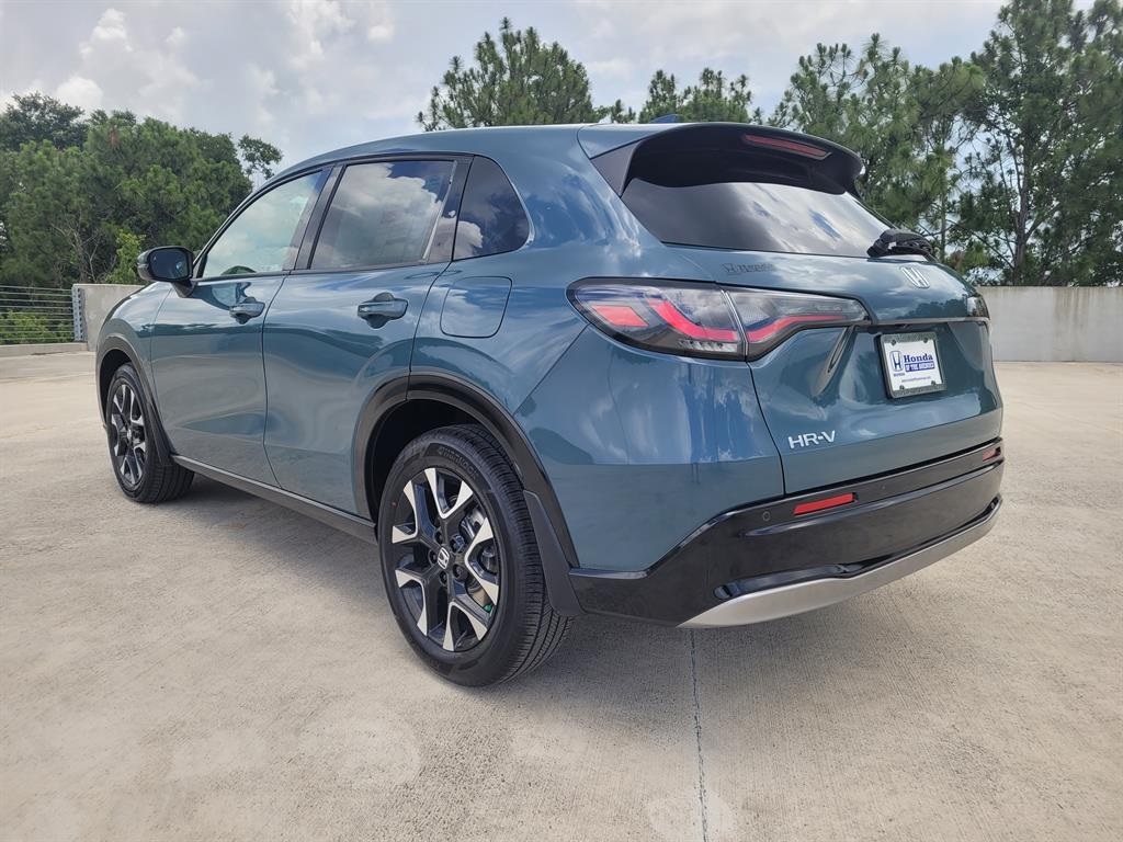 2026 Honda HR-V EX-L photo 5