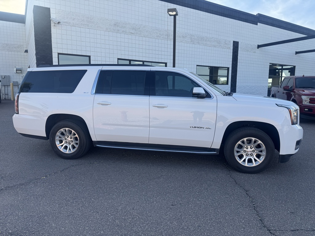 2020 Gmc Yukon XL SLT photo 3