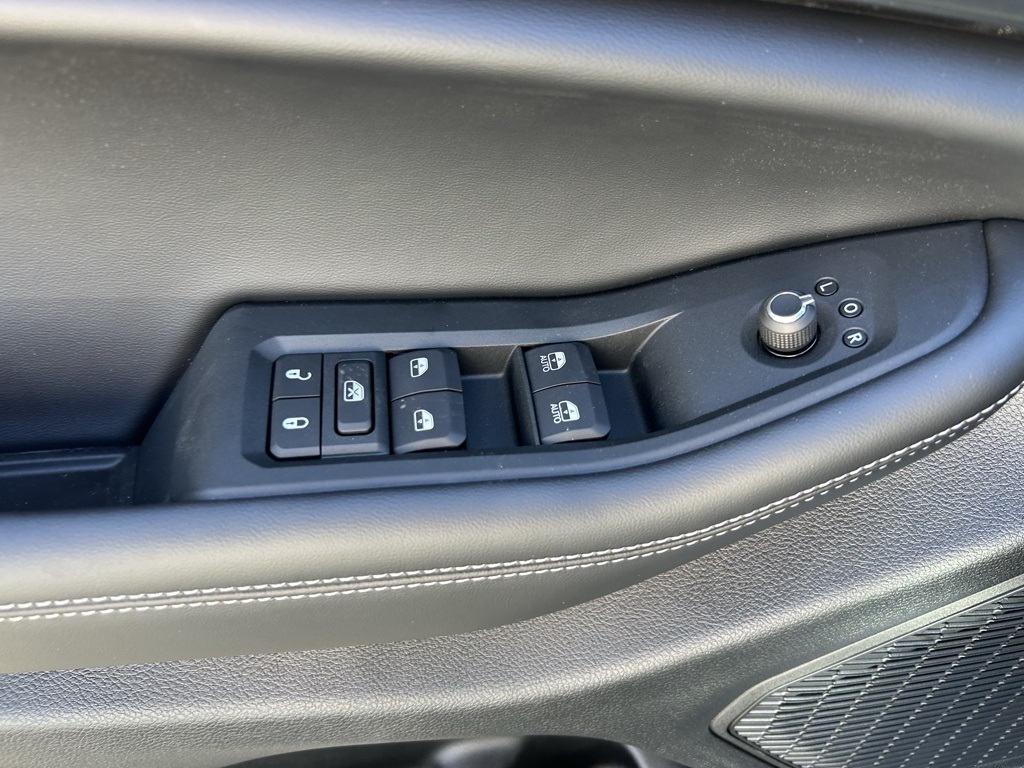2025 Jeep Grand Cherokee Laredo X photo 11