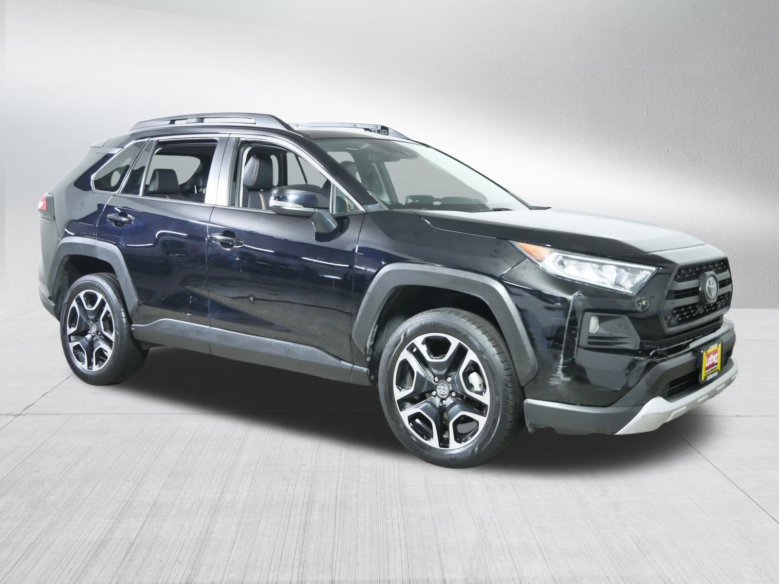 2019 Toyota RAV4 Adventure's photo