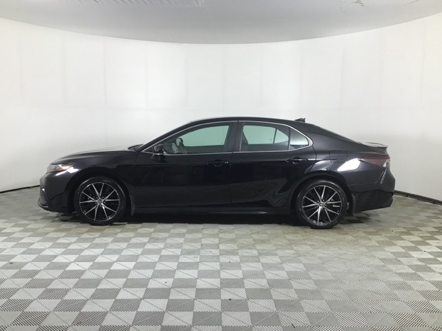 2023 Toyota Camry SE photo 4