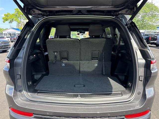 2025 Jeep Grand Cherokee Altitude X photo 30
