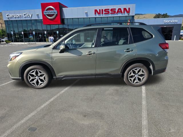 2021 Subaru Forester Premium's photo
