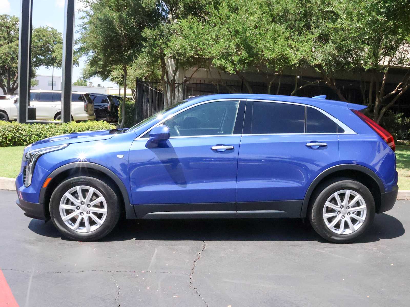 2021 Cadillac XT4 Luxury photo 4