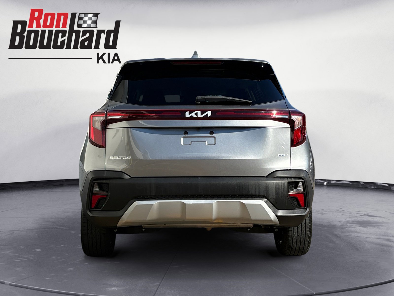 2024 Kia Seltos LX photo 2