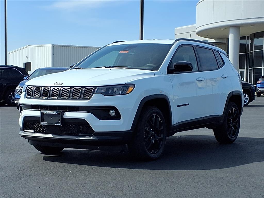2026 Jeep Compass Latitude Altitude photo 13