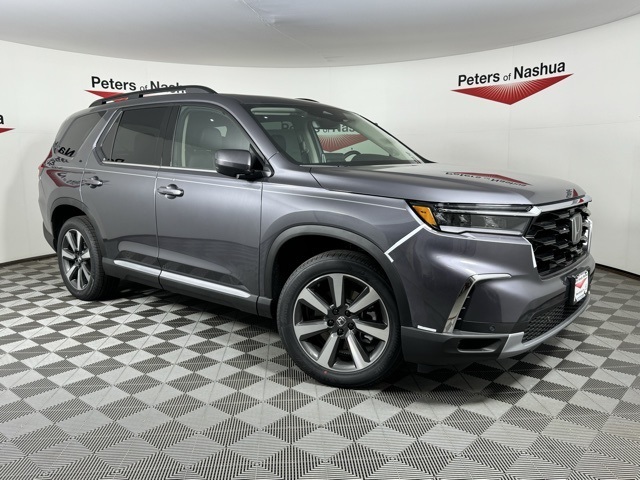 2025 Honda Pilot Touring's photo