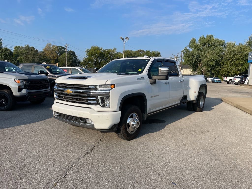 2022 Chevrolet Silverado 3500HD High Country photo 3