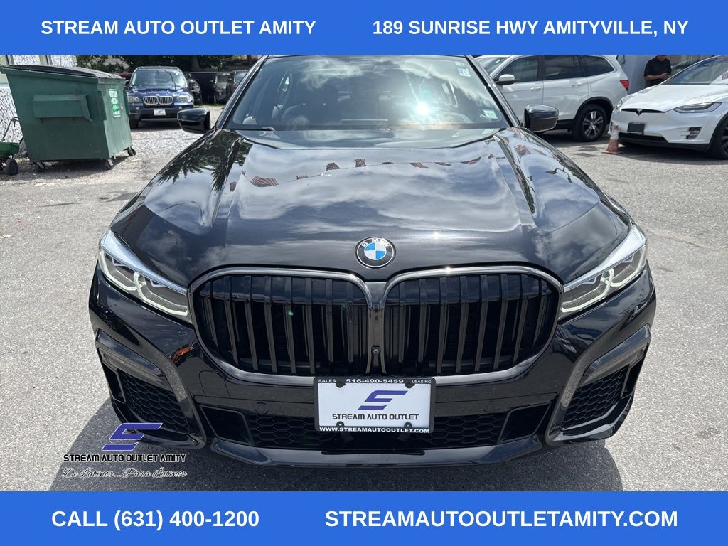 2020 Bmw 750i xDrive Sedan photo 2