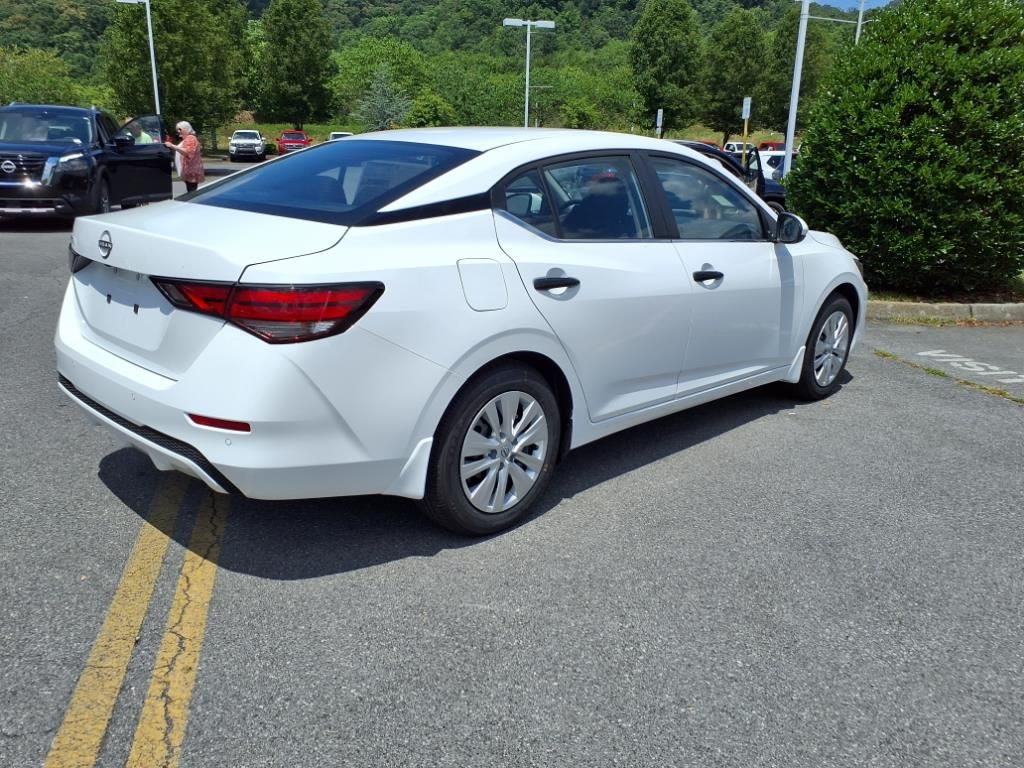 2025 Nissan Sentra S photo 3